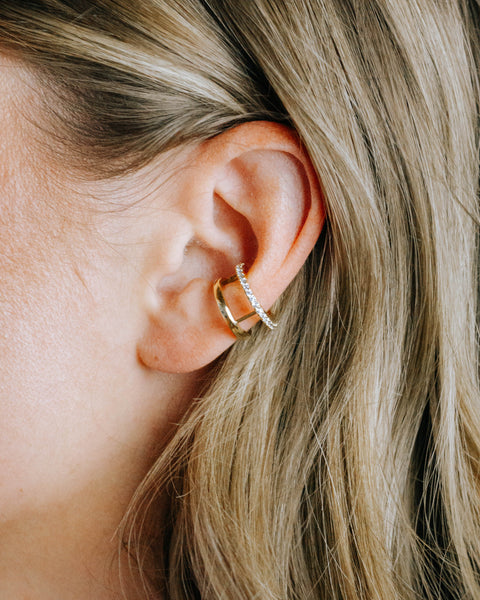 PAVE AND BAR EAR CUFF